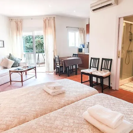 Skol 329 - Spacious Beachfront With Sea Views Apartament *