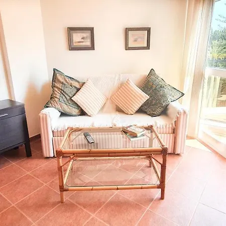 Apartament Skol 329 - Spacious Beachfront With Sea Views *
