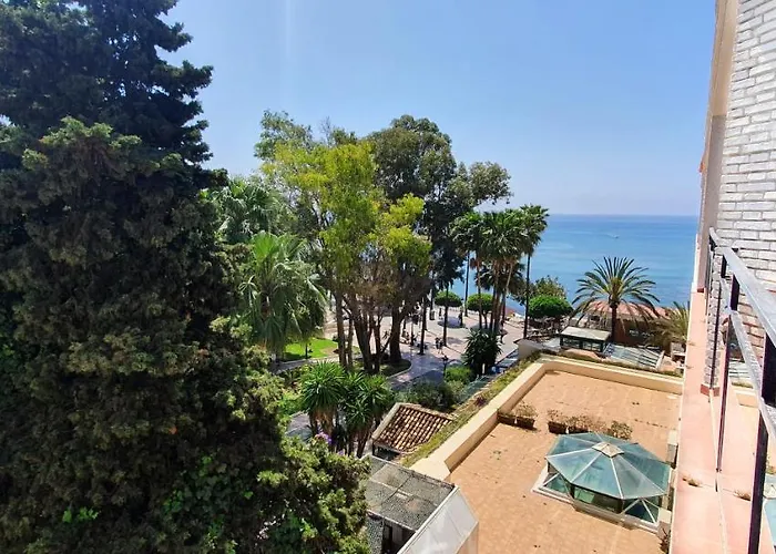 Apartmán Skol 329 - Spacious Beachfront With Sea Views *