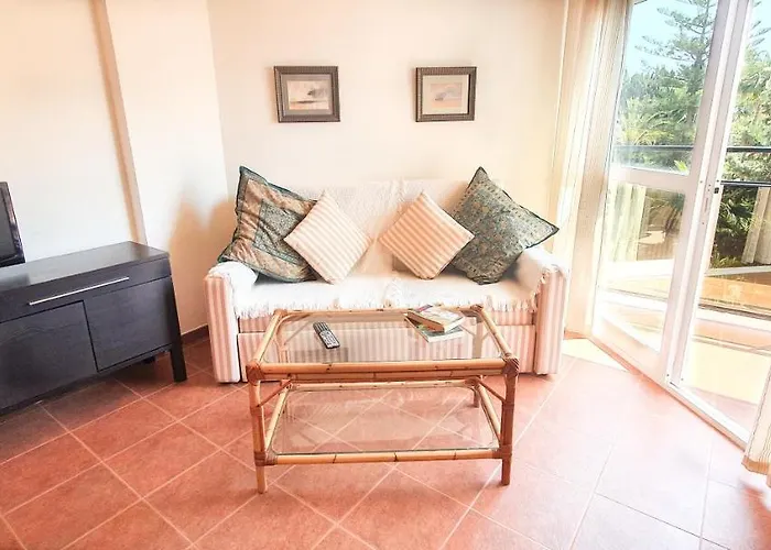 Apartmán Skol 329 - Spacious Beachfront With Sea Views *